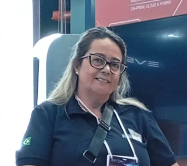 Foto de Heloísa C. Aparecida, cliente Rentech